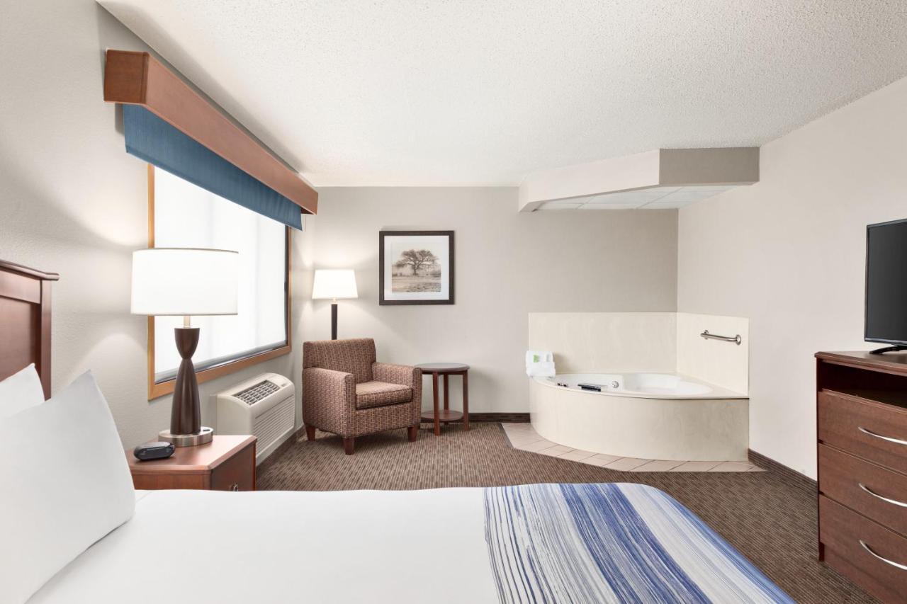 Americinn By Wyndham Sauk Centre Oda fotoğraf