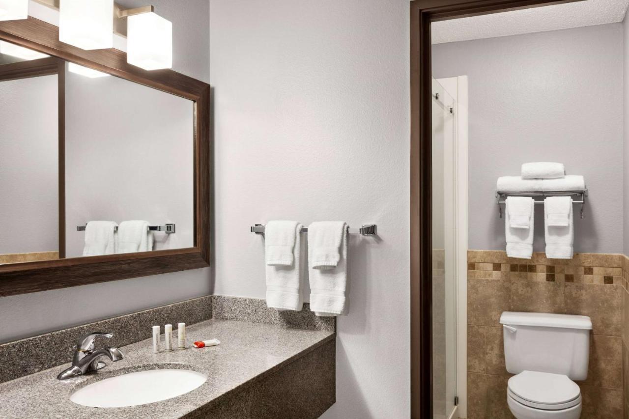 Americinn By Wyndham Sauk Centre Dış mekan fotoğraf